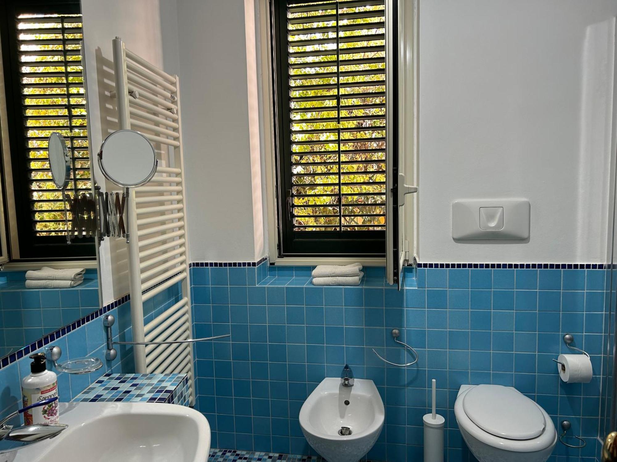 Ls Rooms - Appartamento In Centro Vista Mare Агридженто Екстериор снимка